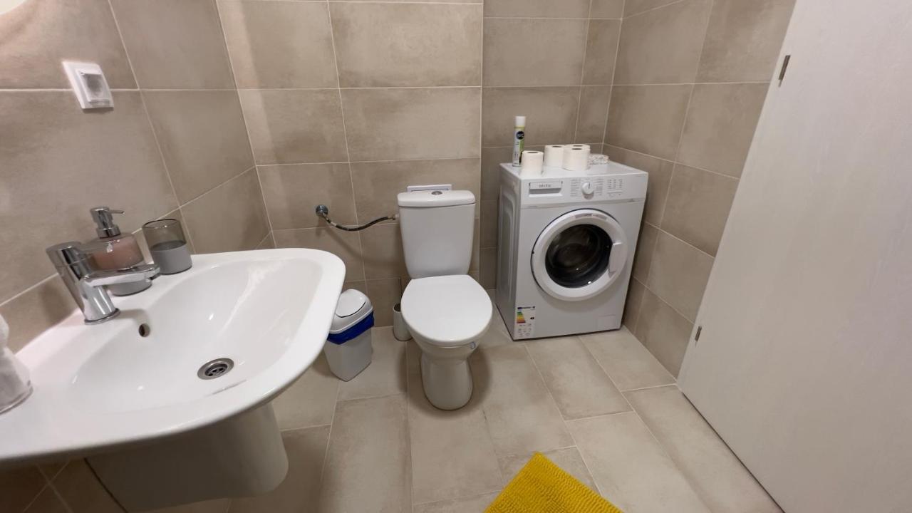 קלוז'-נאפוקה Gavas Apartments Viva City מראה חיצוני תמונה